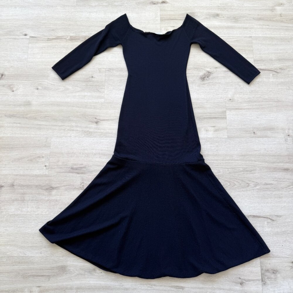 Oscar de la Renta Black Maxi Dress with Flared Skirt